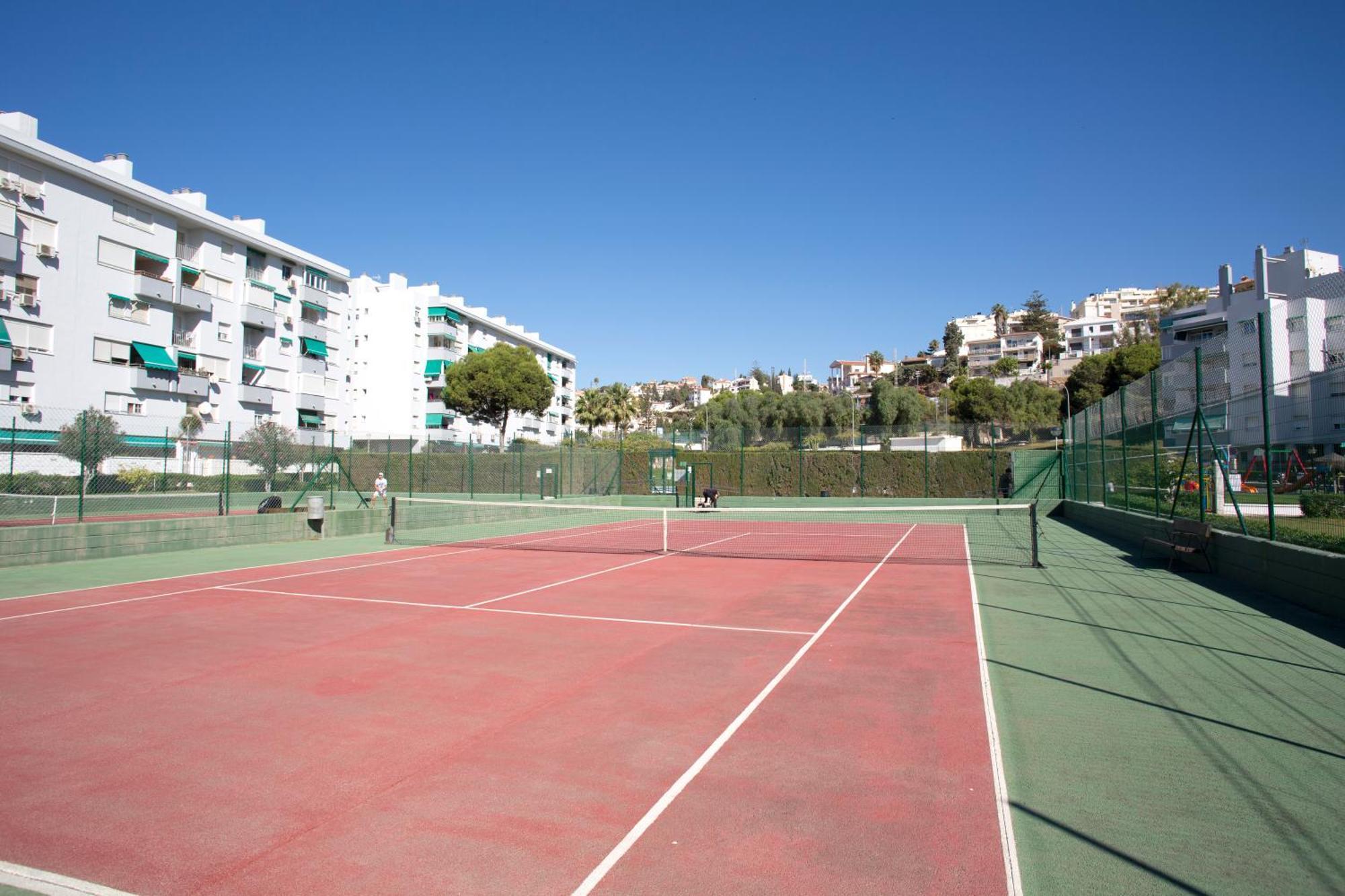 Bajo En Primera Linea - Cala Del Moral, Urbanizacion Calaflores La Cala Del Moral Exteriör bild